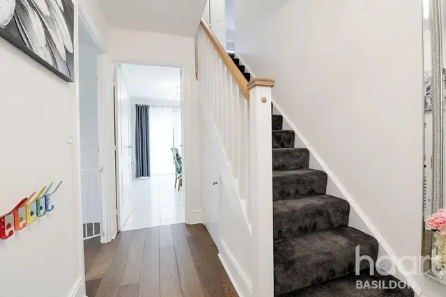 Sellars Way, Basildon, SS15, photo 3