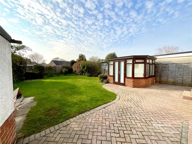 Photo 2 — Woodland Way, Highcliffe, Dorset, BH23
