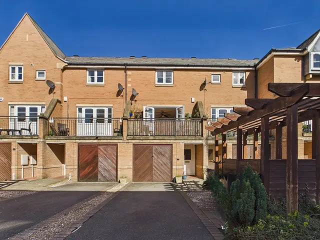 Portland Close, Newbold Road, Chesterfield, photo 1
