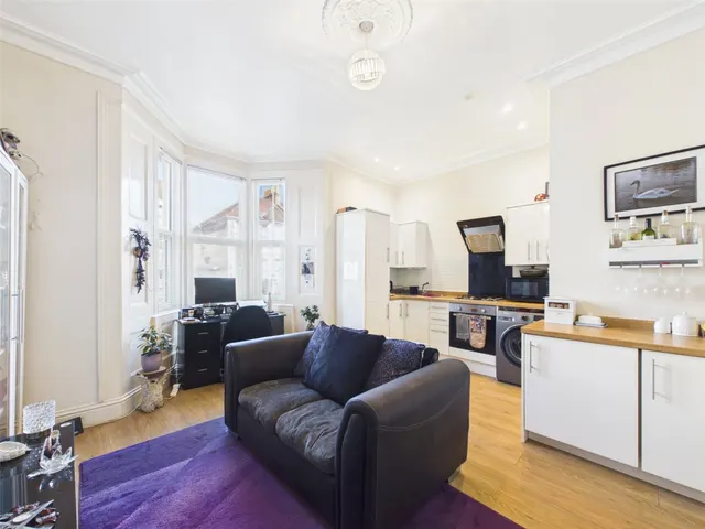 Clevedon Road, Weston-super-Mare, BS23, photo 3