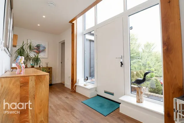 Lower Barn Road, Ipswich, IP6, photo 2