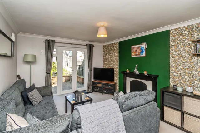 Mill Crescent, Heath Hayes, WS11, photo 3