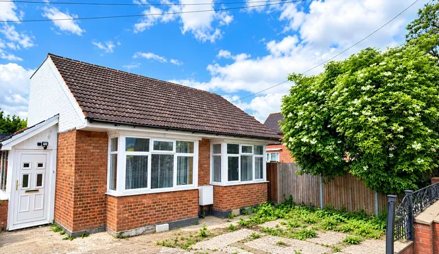 West End Road, Ruislip, HA4, photo 1