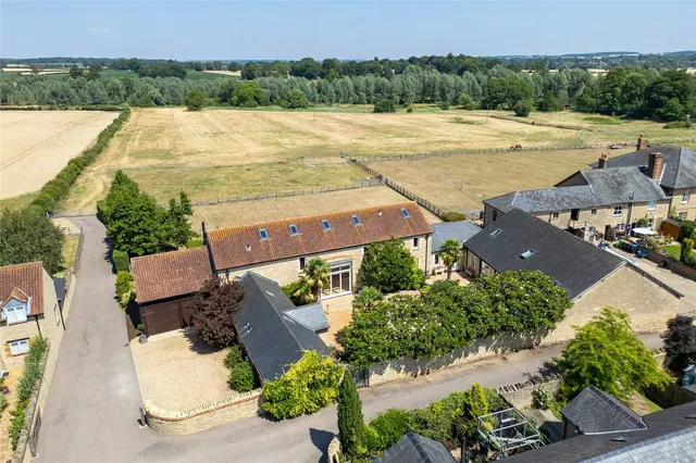 The Rickyard, Newton Blossomville, MK43, photo 1