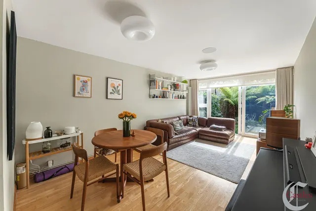 Briggeford Close, London, E5, photo 2