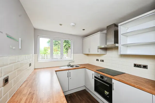 Hollywell Avenue, Codnor, DE5, photo 2