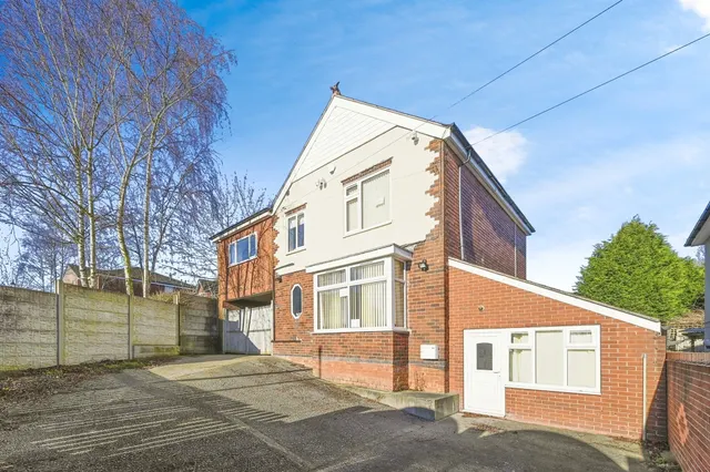 Hollywell Avenue, Codnor, DE5, photo 1