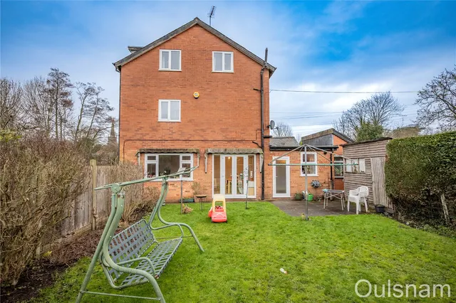 Photo 2 — Watt Close, Bromsgrove, Worcestershire, B61 7AN