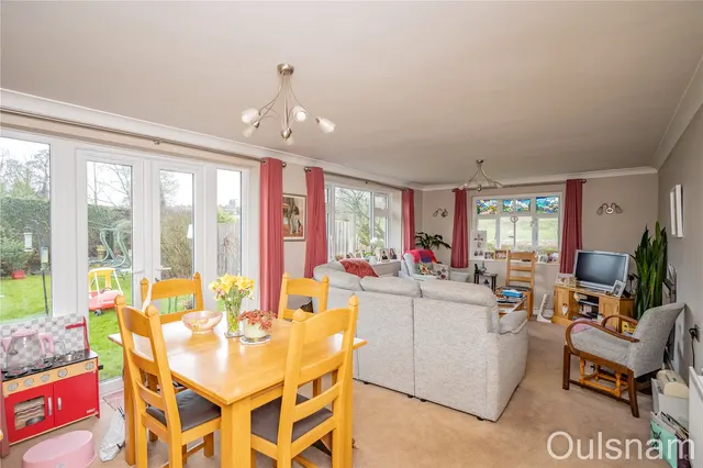 Photo 3 — Watt Close, Bromsgrove, Worcestershire, B61 7AN