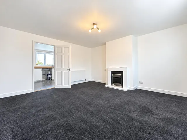 Lechlade Road, Nottingham, NG5, photo 2