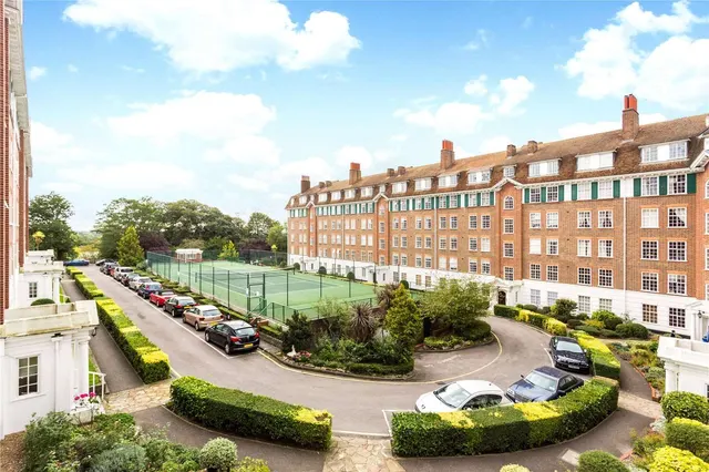 Richmond Hill Court, Richmond, TW10, photo 3