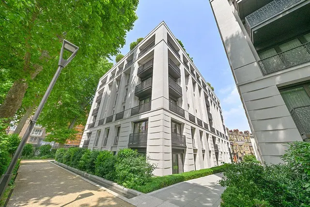 Whistler Square, Chelsea Barracks, SW1W, photo 2