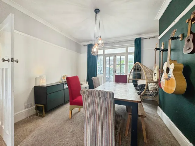 Seacrest Avenue, Cullercoats, NE30, photo 3