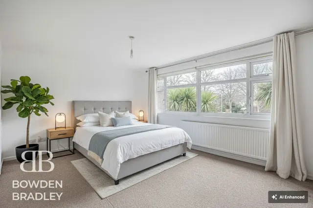 Ashurst Drive, Barkingside, IG6, photo 1
