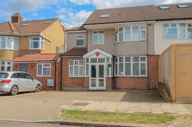 Ennerdale Avenue, Stanmore, photo 1