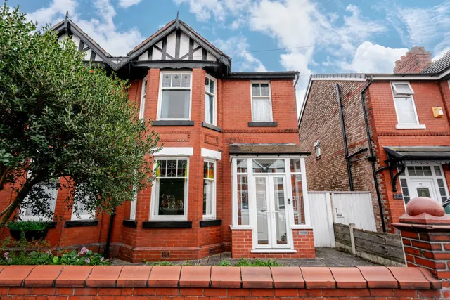 Collingwood Road, Manchester, M19 2AP, photo 1