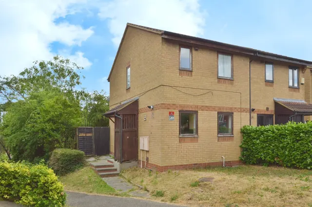 Ambridge Grove, Peartree Bridge, MK6, photo 1