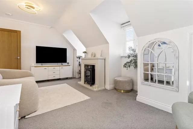 Photo 2 — Marine House, 44 Wallace Avenue, Worthing