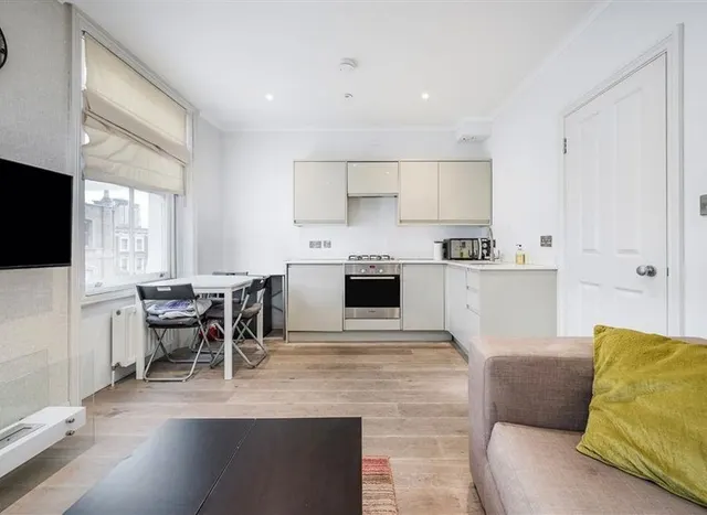 Photo 3 — Finborough Road, South Kensington, SW10