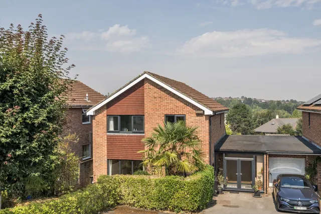 Priorsfield, Marlborough, SN8, photo 1