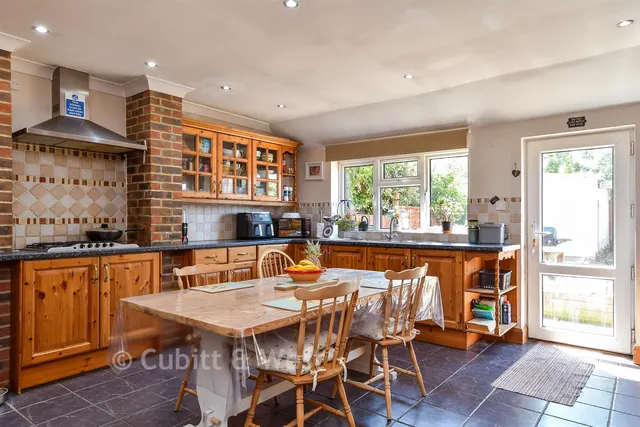 Worthing Road, Rustington, BN16, photo 2
