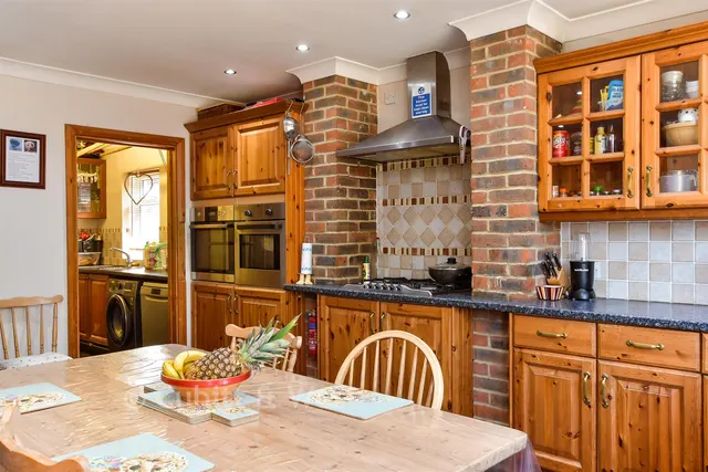 Worthing Road, Rustington, BN16, photo 3