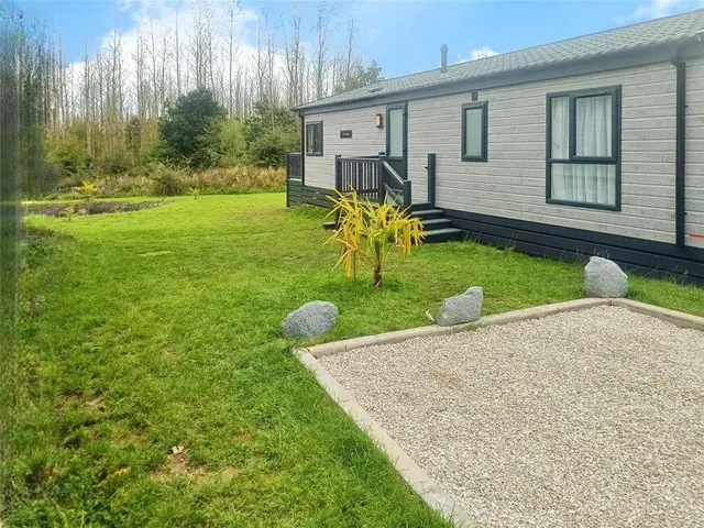Park Road, Overseal, DE12, photo 1