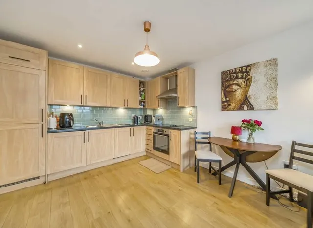 Drayton Green Road, West Ealing, W13, photo 2