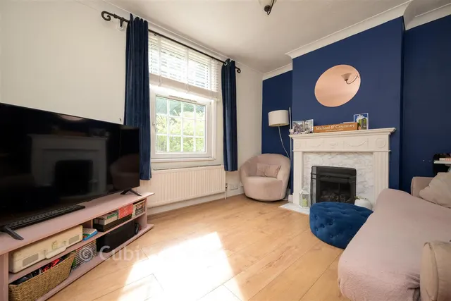 Harrow Road East, Dorking, RH4, photo 2