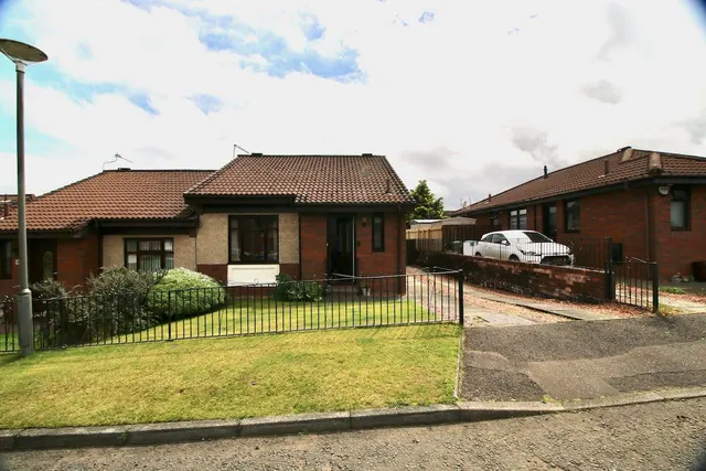 Photo 2 — Logan Drive, Balloch, G68 9EY
