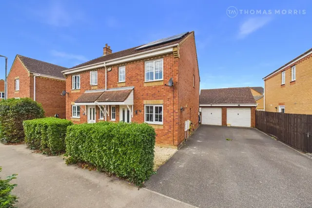 Brunel Drive, Biggleswade, SG18, photo 1