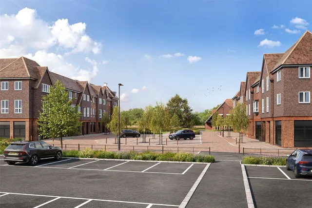 Webber Street, Horley, RH6, photo 1