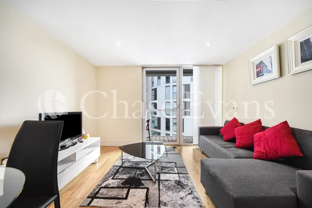 Photo 2 — Denison House, 20 Lanterns Court, Canary Wharf, London, E14