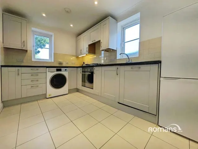 Letts Green, Woodley, RG5, photo 2