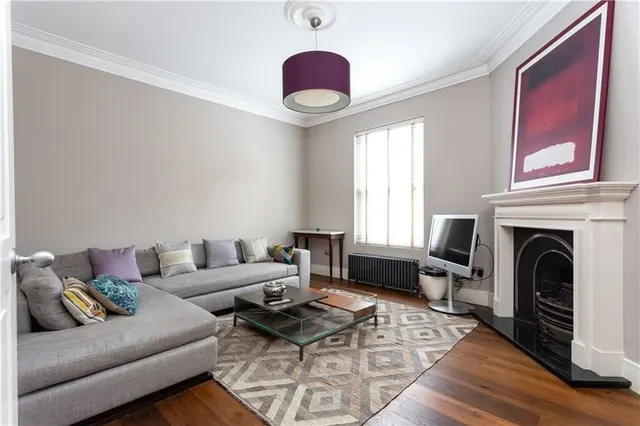 Earl's Court Square, London, SW5, photo 1