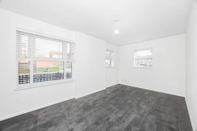 Photo 2 — Longbridge Way, London, SE13 6PW