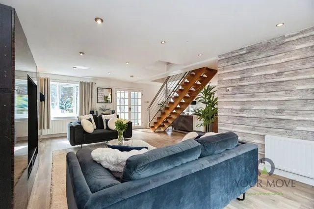 Higher Fullwood, Moorside, OL1, photo 2