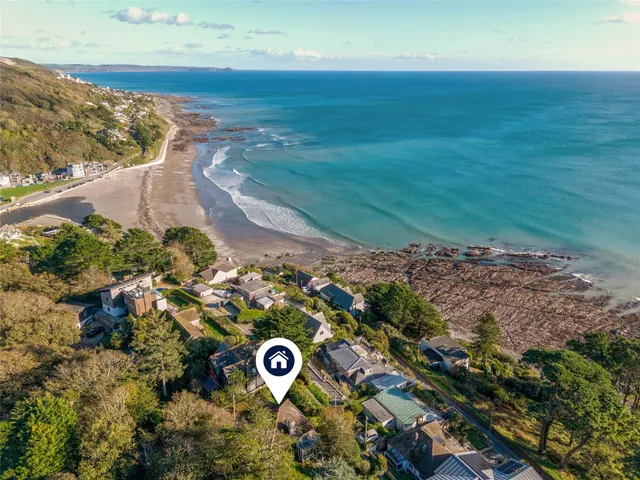 Looe Hill, Seaton, PL11