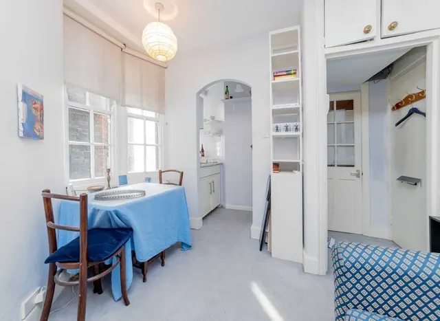 Photo 3 — Hunter Street, Bloomsbury, WC1N