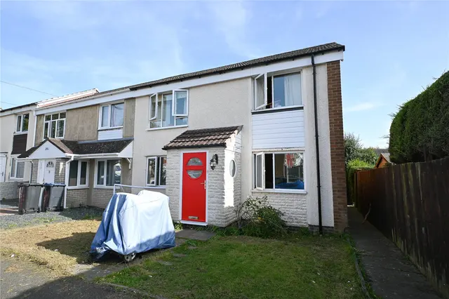 The Roundabout, Northfield, Birmingham, B31 2UD, photo 1