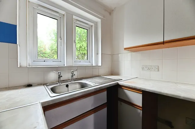 Angwin Close, Shepton Mallet, BA4, photo 2