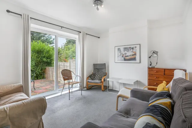 Weston Road, Guildford, GU2, photo 2