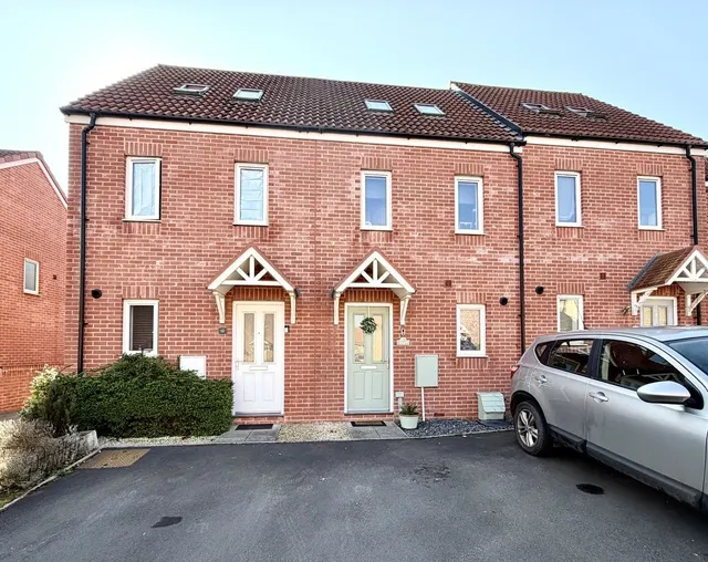 Rutherford Close, Calne, photo 2