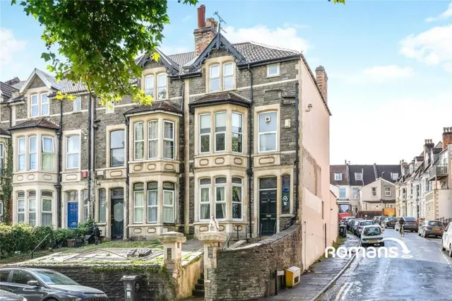 Cheltenham Crescent, Bristol, BS6, photo 1
