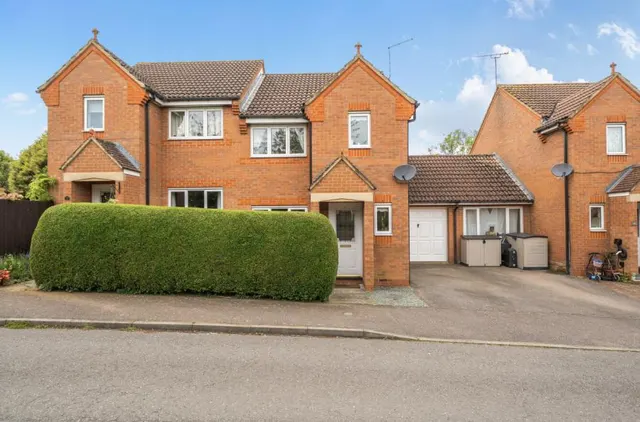 Primrose Way, Buckingham, MK18, photo 1