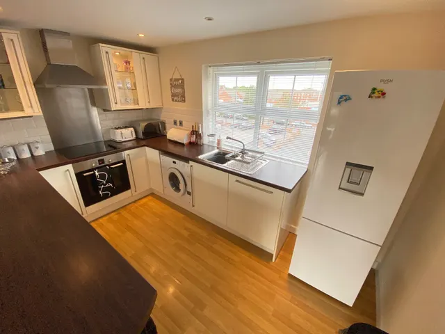 Crown Apartment, Loughborough, LE11, photo 3