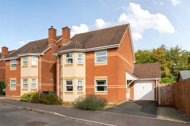 Gibbs Leaze, Hilperton, BA14, photo 1