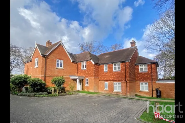 Downs Drive, Guildford, GU1, photo 3