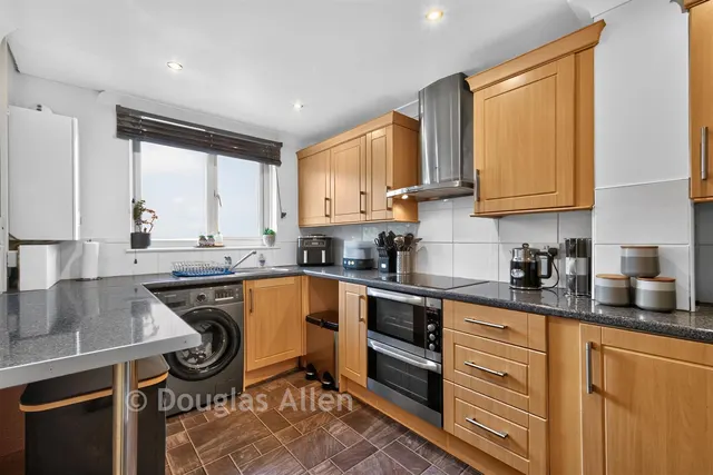 Mapleton Road, Chingford, E4, photo 3