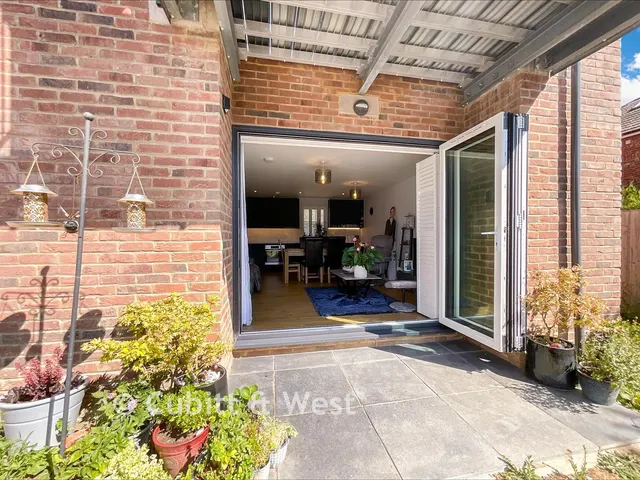 Salvington Road, Worthing, BN13, photo 2